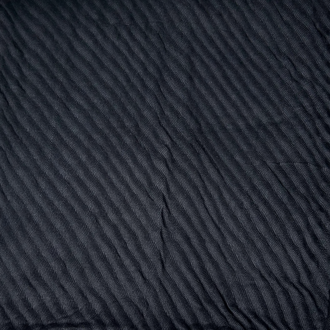 Crinkle Viscose Hijab XL- Black