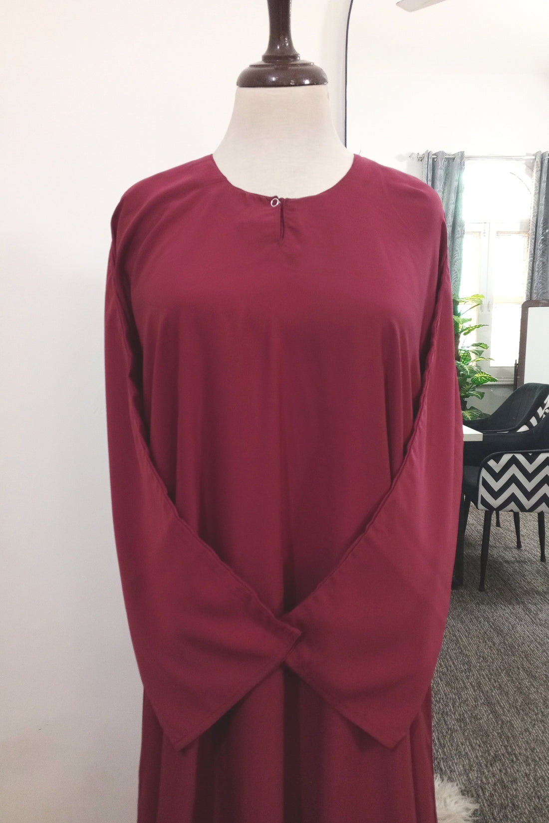 Sophia Plain - Maroon