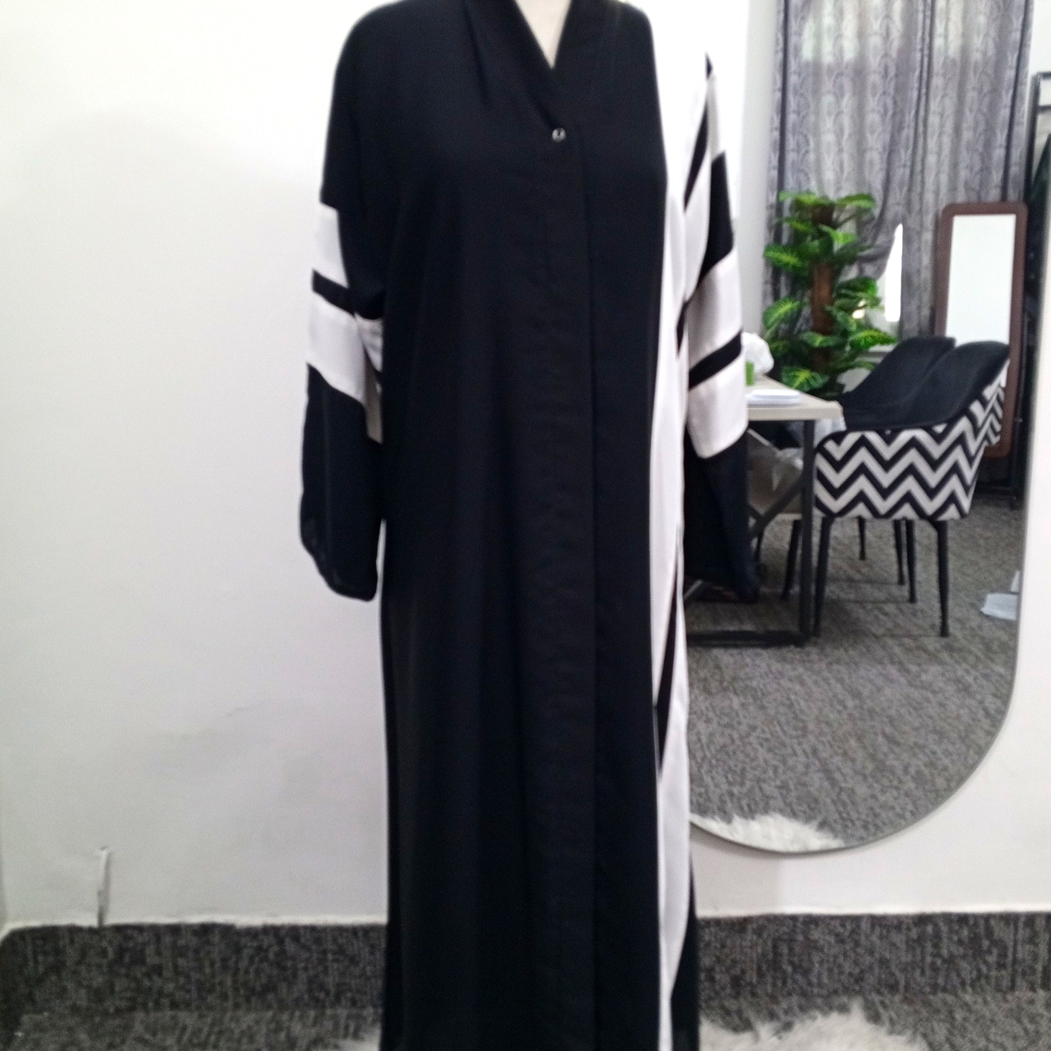 Urwa Abaya